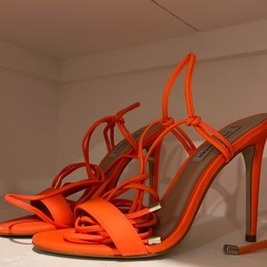 Steve Madden 7.5 strap ankle high heel neon orange lace up sandal comfortable